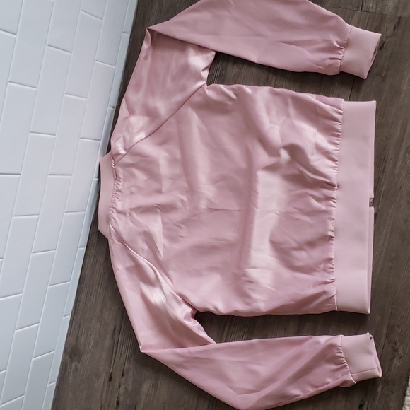 PInk satin jacket - Picture 5 of 5